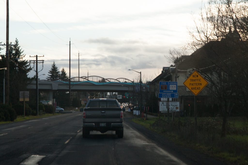 Approaching the bypass southbound on OR-99W in downtown Dundee. In case the big bridge didn't give it away, a "New Traffic Pattern Ahead" sign indicates the upcoming intersection with the bypass.